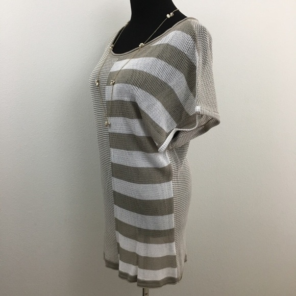 Color Block Crocheted Style Top - Picture 2 of 7